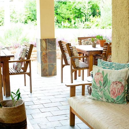 Crisp Guest Rooms Bloemfontein Ngoại thất bức ảnh