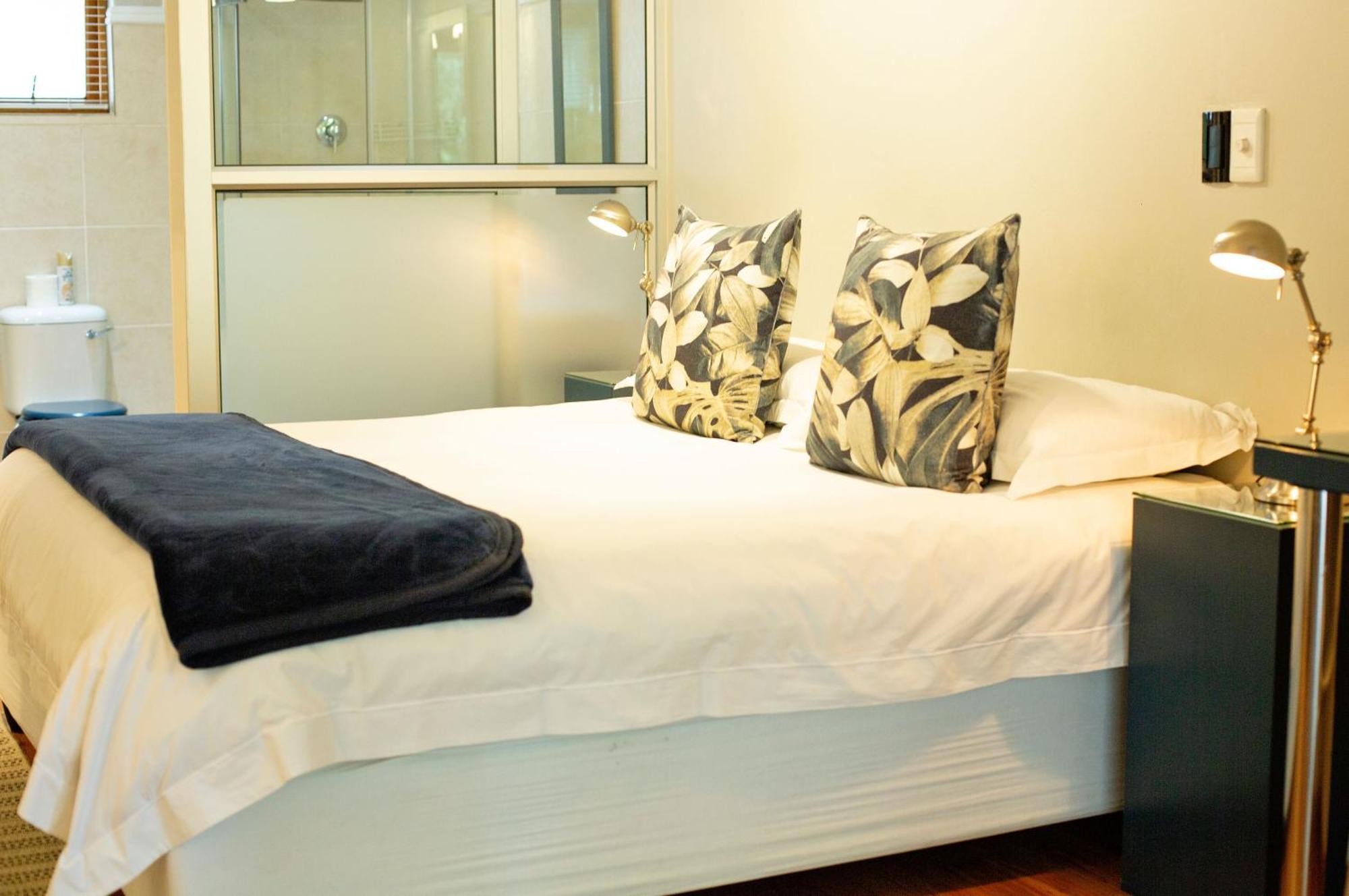 Crisp Guest Rooms Bloemfontein Ngoại thất bức ảnh